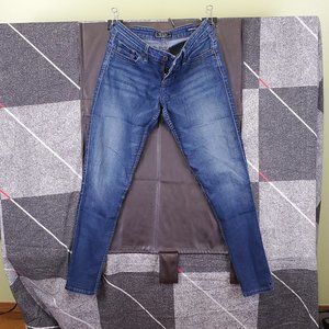 Guess taper blue jeans size 29